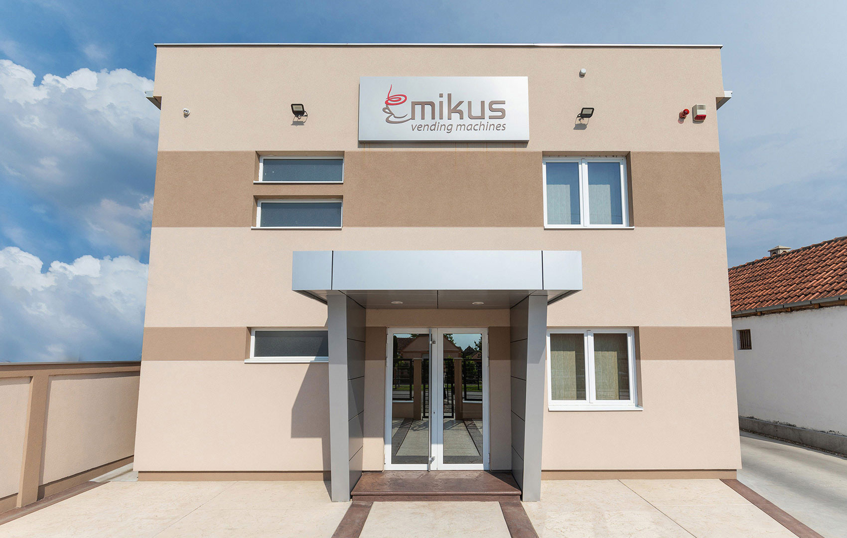 Automati za samoposluživanje