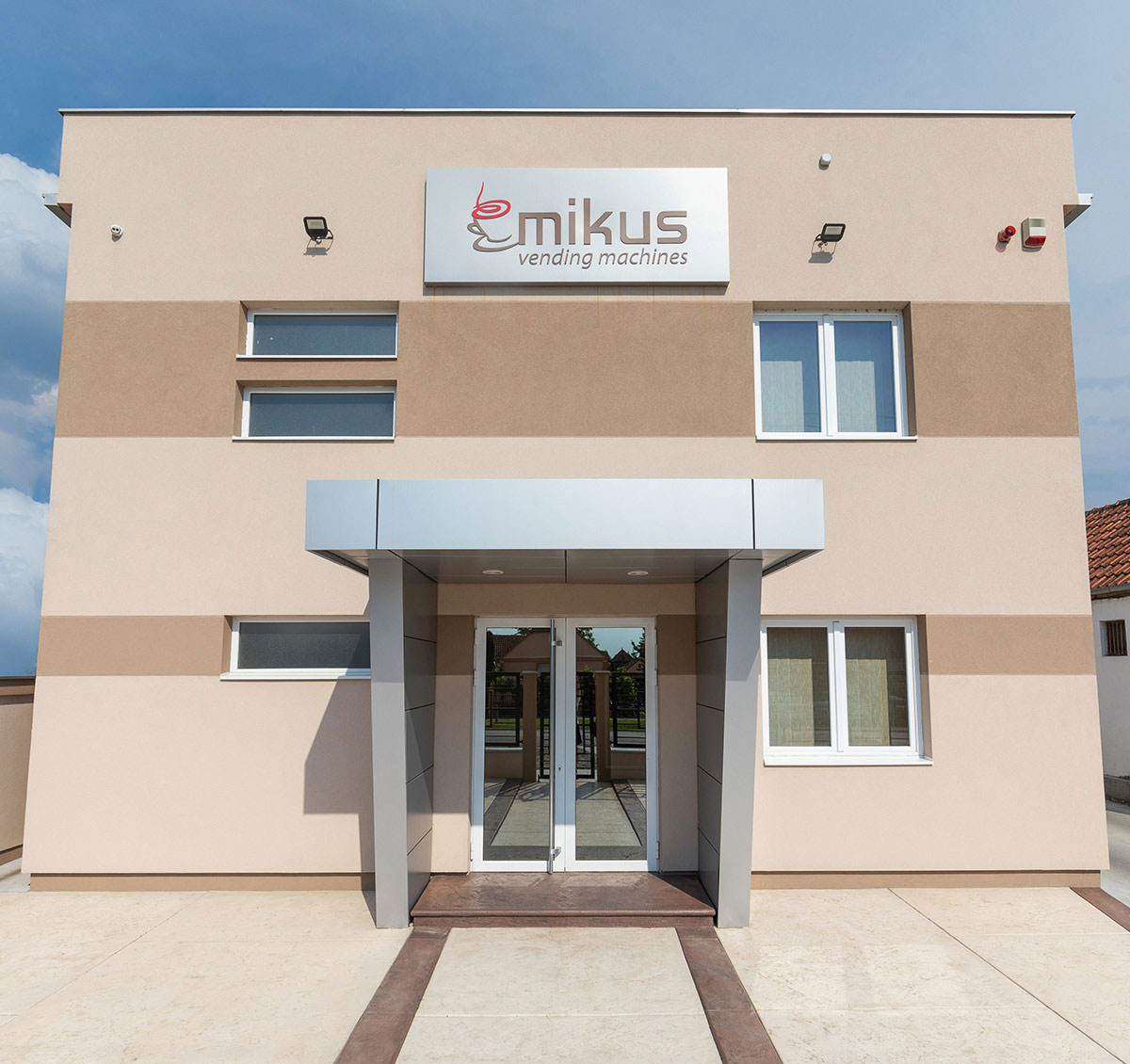 Automati za samoposluživanje